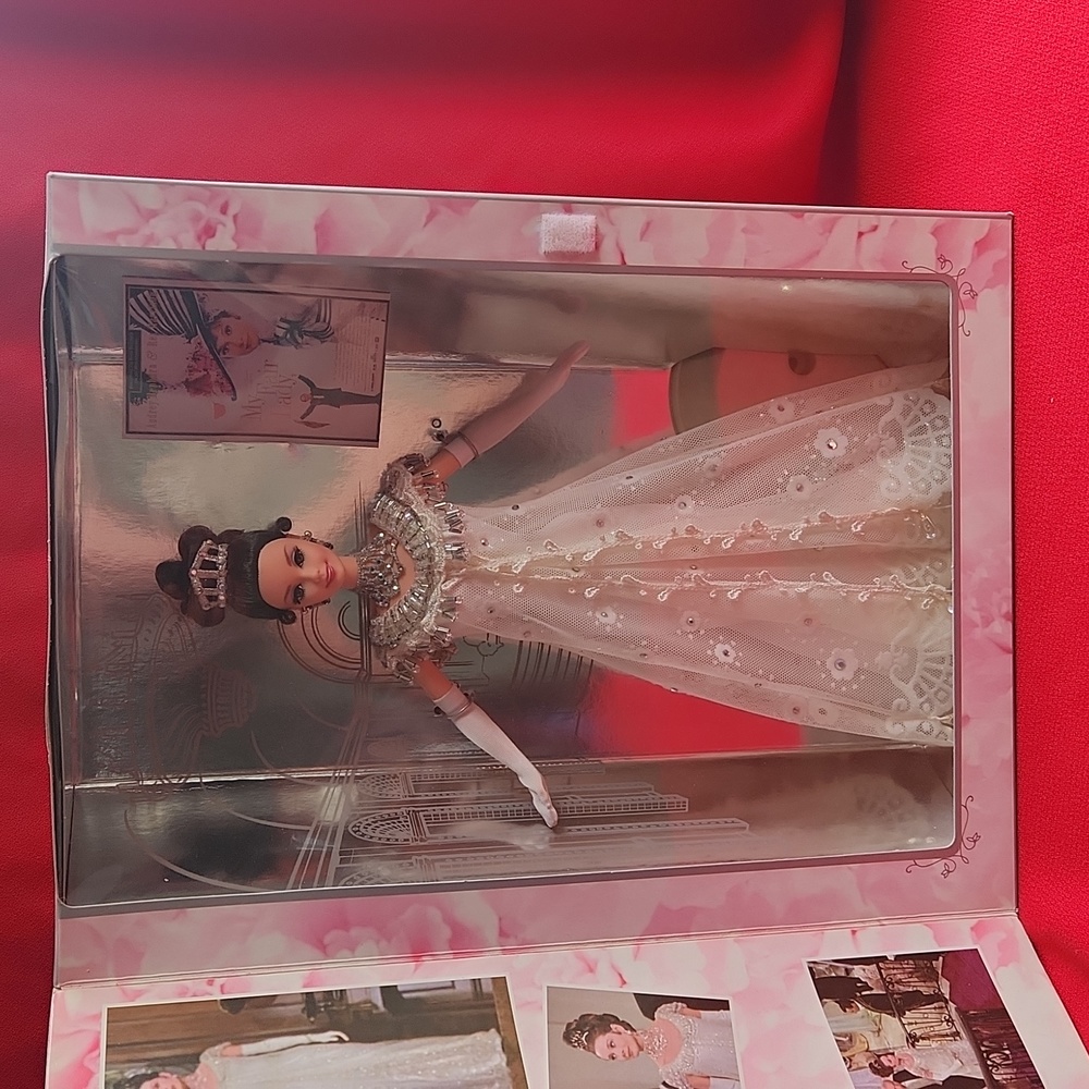Barbie As Eliza Doolittle